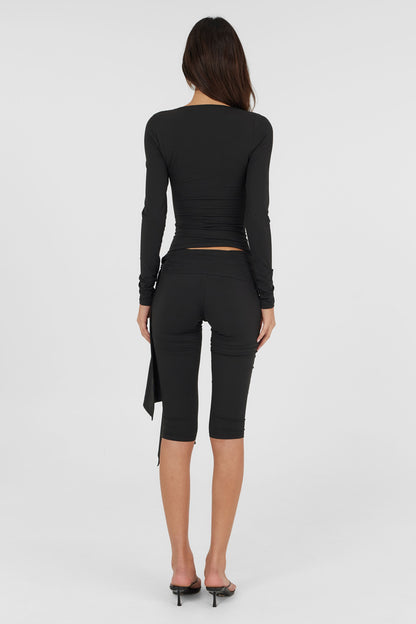 Elvira Capri Black